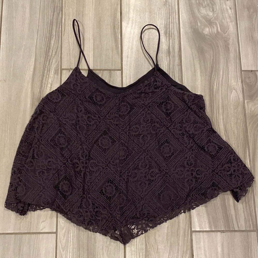 AEO lace top size M